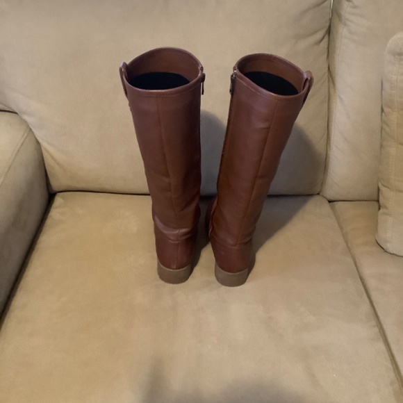 Bass Leather Boots - Picture 4 of 7